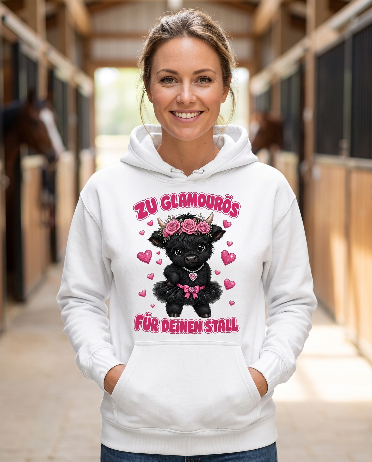 Highland Cow Hoodie Zu glamourös für deinen Stall getragen